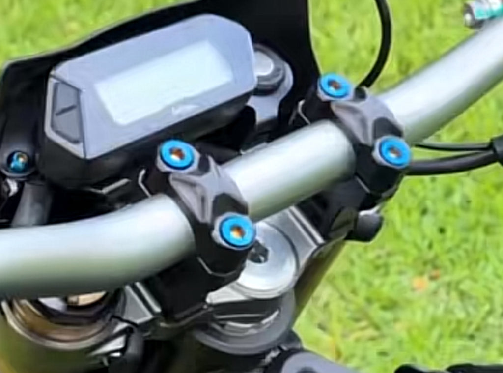 Ultra Bee Direct Mount Titanium (PRE ORDERS)